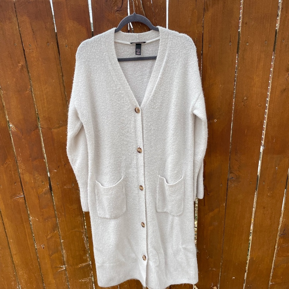 Victoria’s Secret Chunky Button Down Cardigan